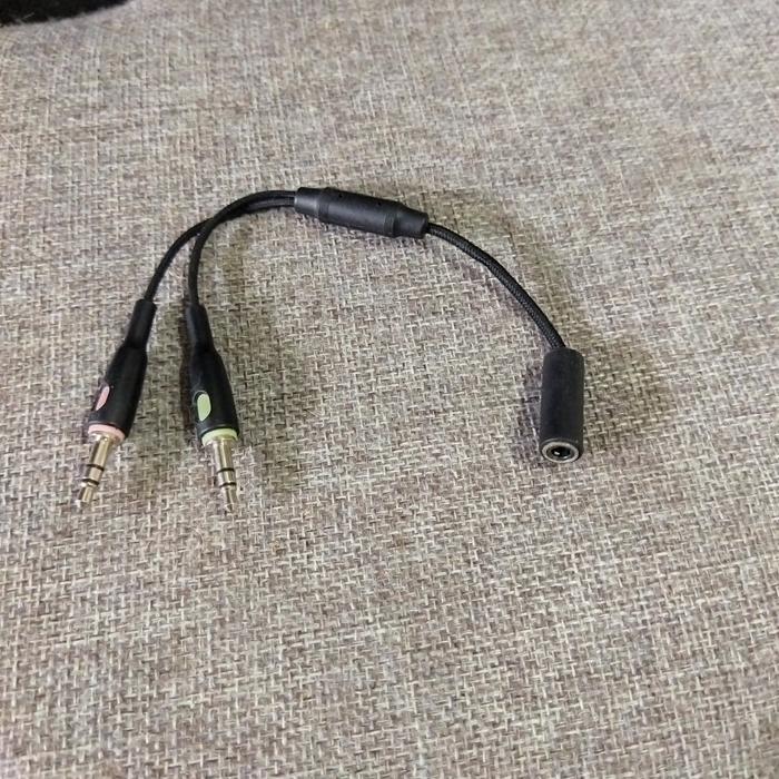 Gambar splitter jack 3,5 copotan Logitech G231 dari EXNU Kota Surabaya Tokopedia