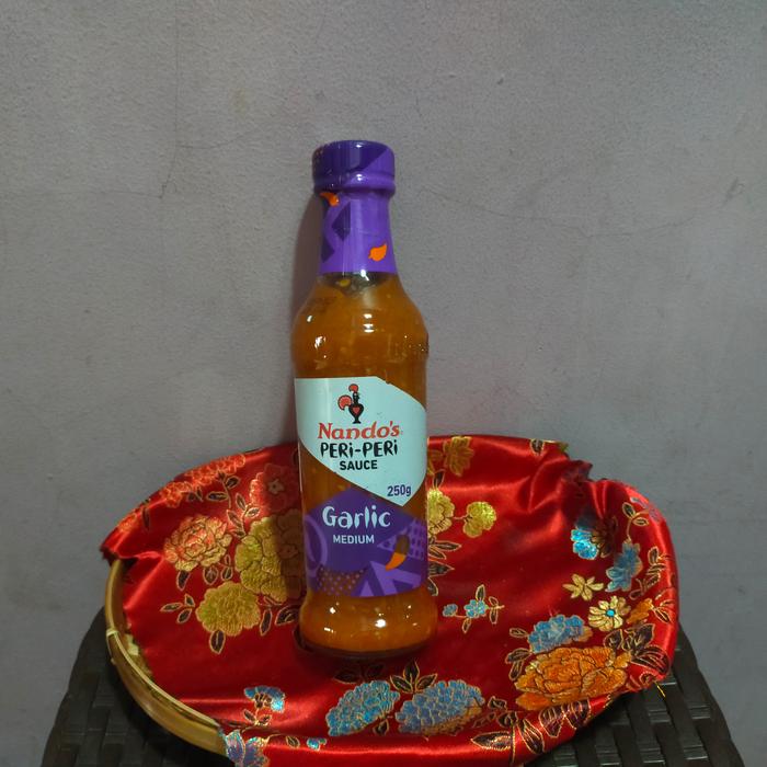 Gambar nandos peri peri sauce garlic medium 250gr saus bawang botol besar dari Zamzamshop Tktk Kota Administrasi Jakarta Barat Tokopedia
