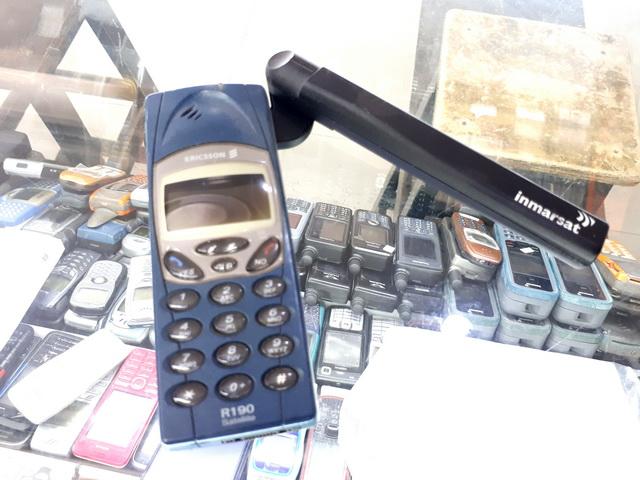 Gambar Hape Rusak Ericsson R190 Satelit Antena Panjang No Signal Mulus dari CNC phoneshop Kota Administrasi Jakarta Pusat Tokopedia