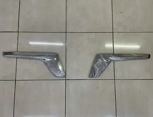 List chrome headlamp land cruiser 2016