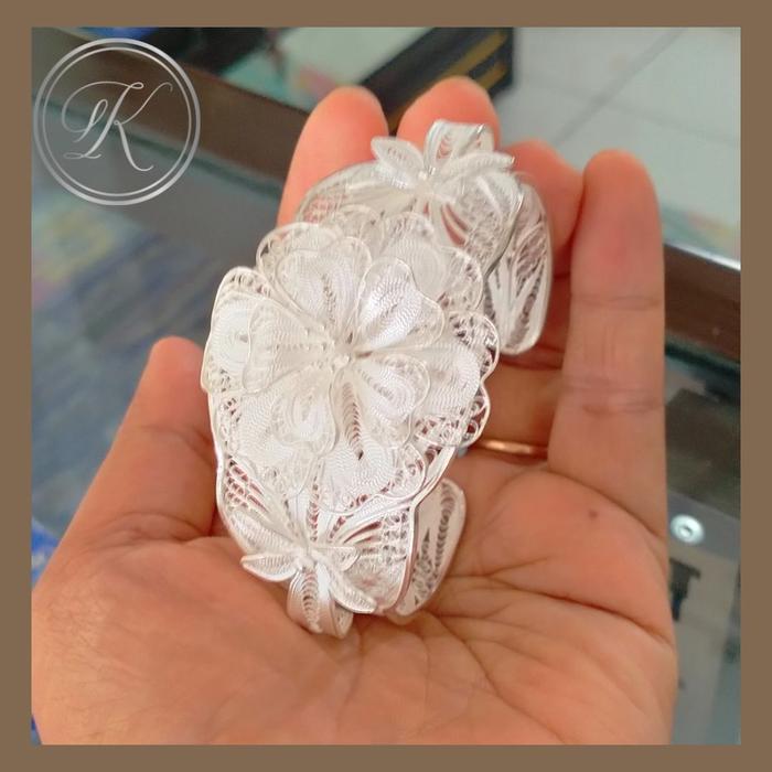 Gambar gelang perak trap bunga dari toko perak kotagede silver Kota Yogyakarta Tokopedia