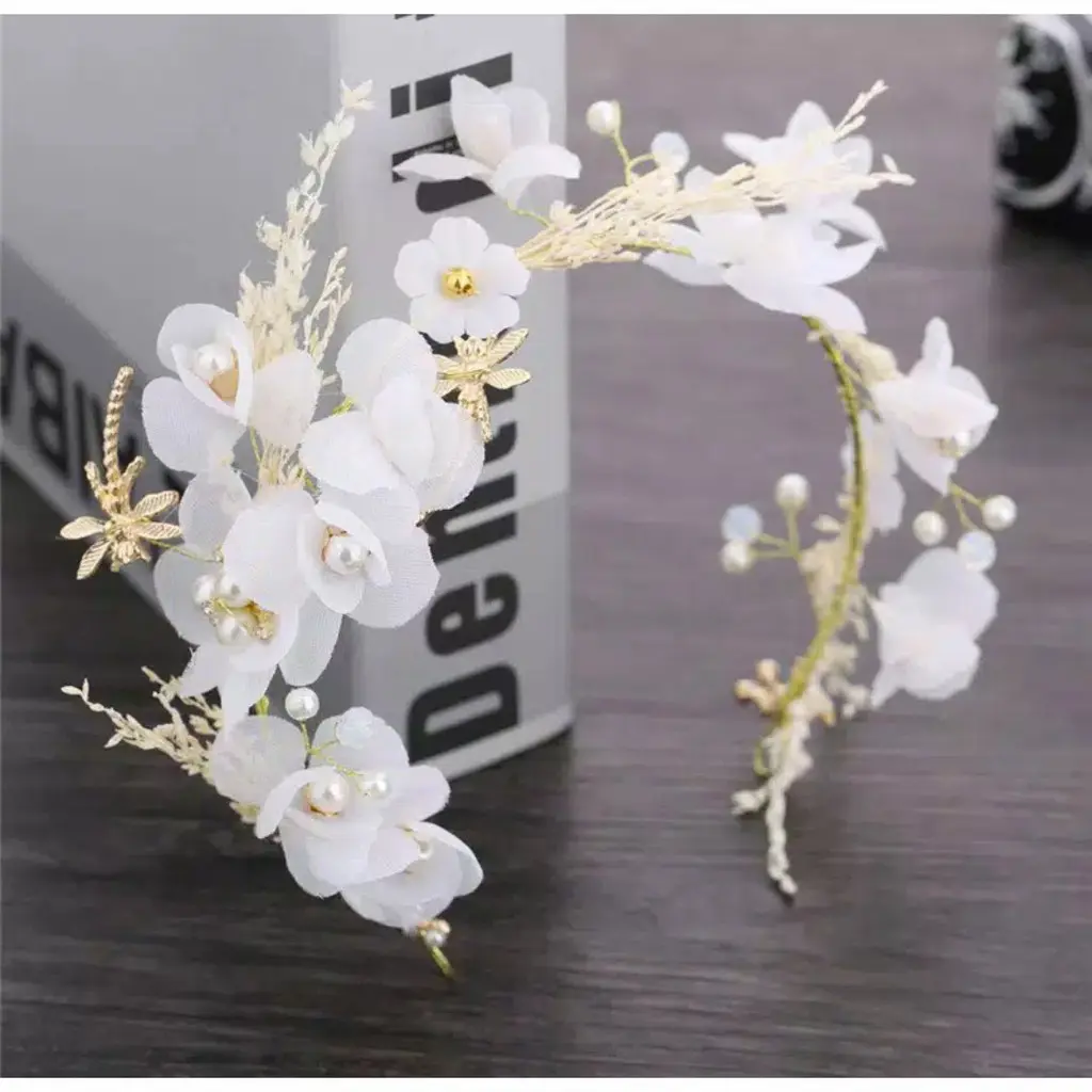 Drapery mahkota bunga putih- Head piece hiasan hijab / kepala / Elegan