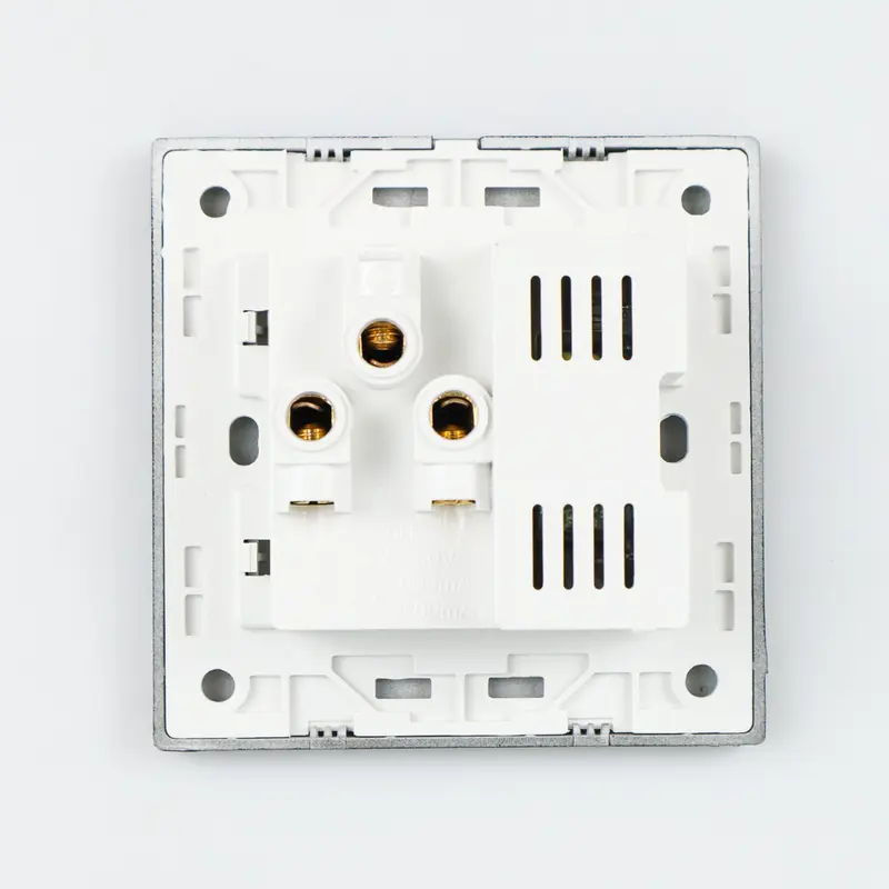 stop kontak universal wall socket UK EU US dan 2 port usb / coswall 3