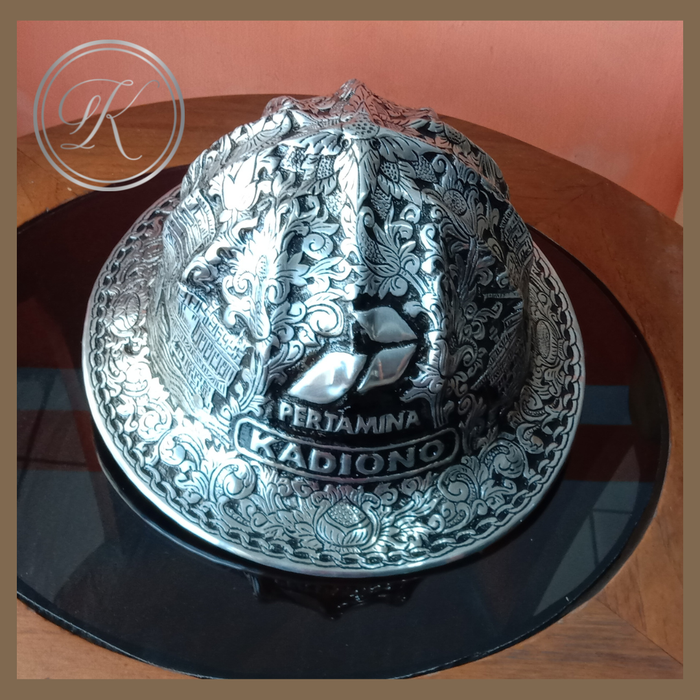 Gambar Helm ukir pertambangan pertamina dari toko perak kotagede silver Kota Yogyakarta Tokopedia