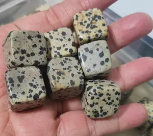 Natural Damaltian Jasper Irregular Cube Gravel 1,5-2 cm(harga per pcs)