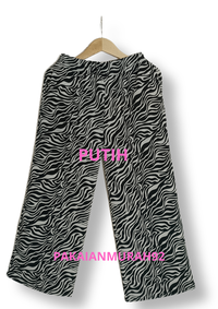 Gambar Celana Kulot Motif Zebra/Celana Kulot Highwaist Wanita/Celana panjang - Putih dari PAKAIANMURAH92 Kota Administrasi Jakarta Timur 3 Tokopedia