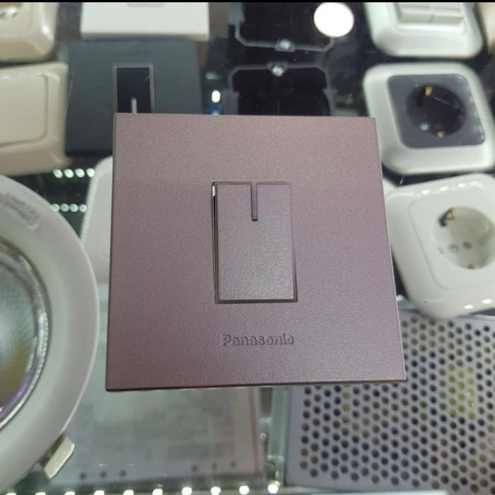 Gambar saklar tunggal single panasonic putih white style dari PROLED ELECTRIC Kota Administrasi Jakarta Pusat 4 Tokopedia
