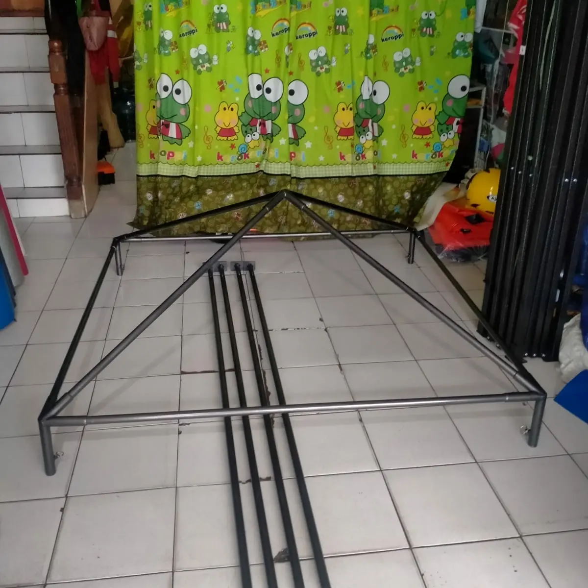 rangka tenda cafe bongkar pasang ukuran 2x2 ( rangka nya saja kakak)