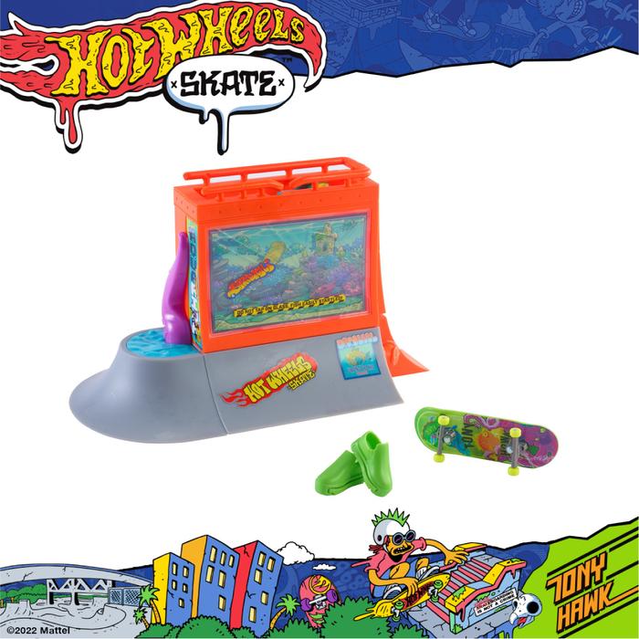 Gambar Hot Wheels 2022 Tony Hawk Aquarium Skatepark with Exclusive Board dari hotwheelsflagship Kota Tangerang Tokopedia