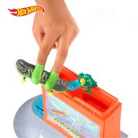 Gambar Hot Wheels 2022 Tony Hawk Aquarium Skatepark with Exclusive Board dari hotwheelsflagship Kota Tangerang 3 Tokopedia