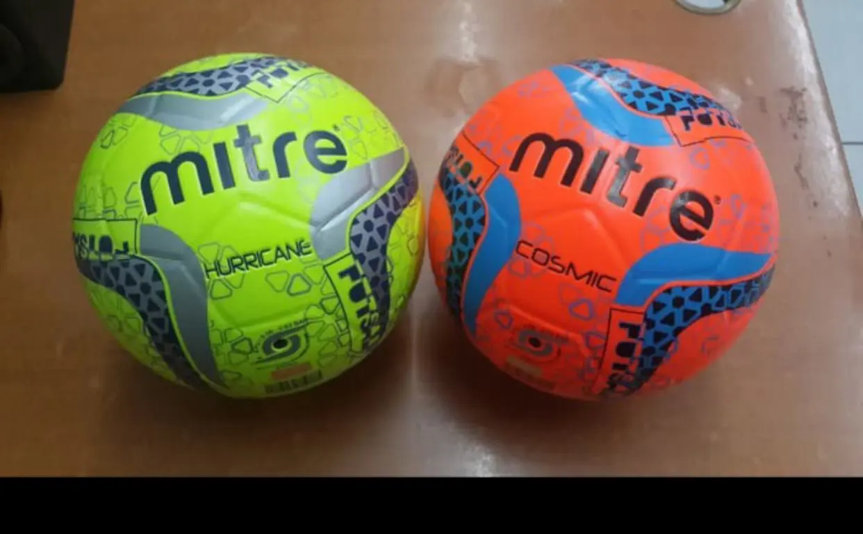 BOLA FUTSAL MITRE ORIGINAL HURRICANE DAN COSMIC