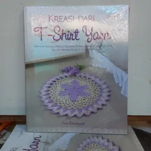 Buku Kreasi - Kreasi dari T-Shirt Yarn