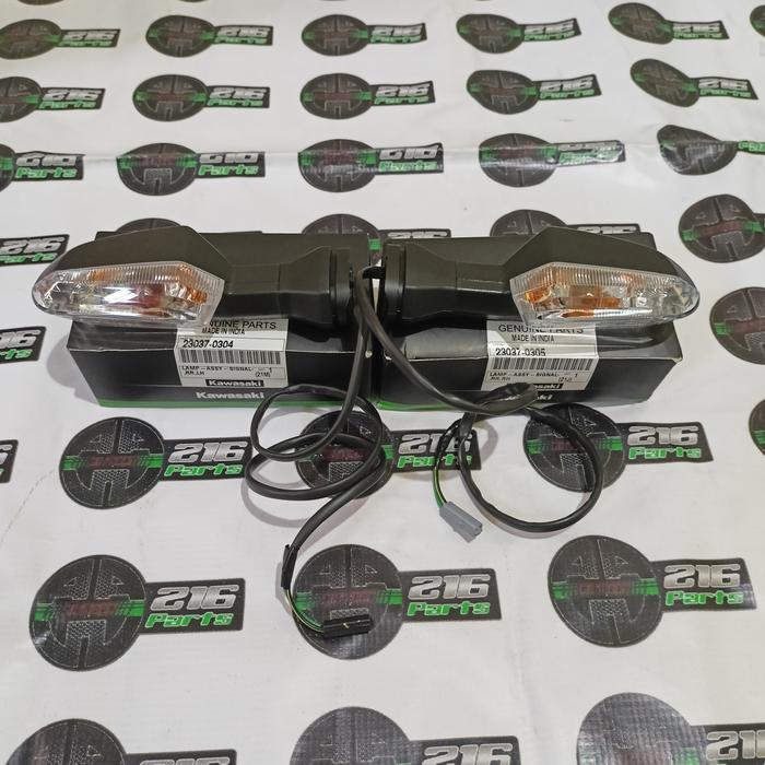 Gambar Lampu sen sein riting Depan kanan kiri ER6 ER6N Original Kawasaki dari AWA 216 Parts Kota Administrasi Jakarta Timur Tokopedia