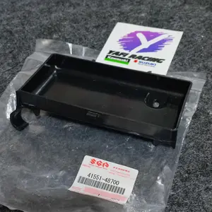 COVER TUTUP BOX TOOLKIT TEMPAT KUNCI BUSI SUZUKI TS 125 ORIGINAL SGP