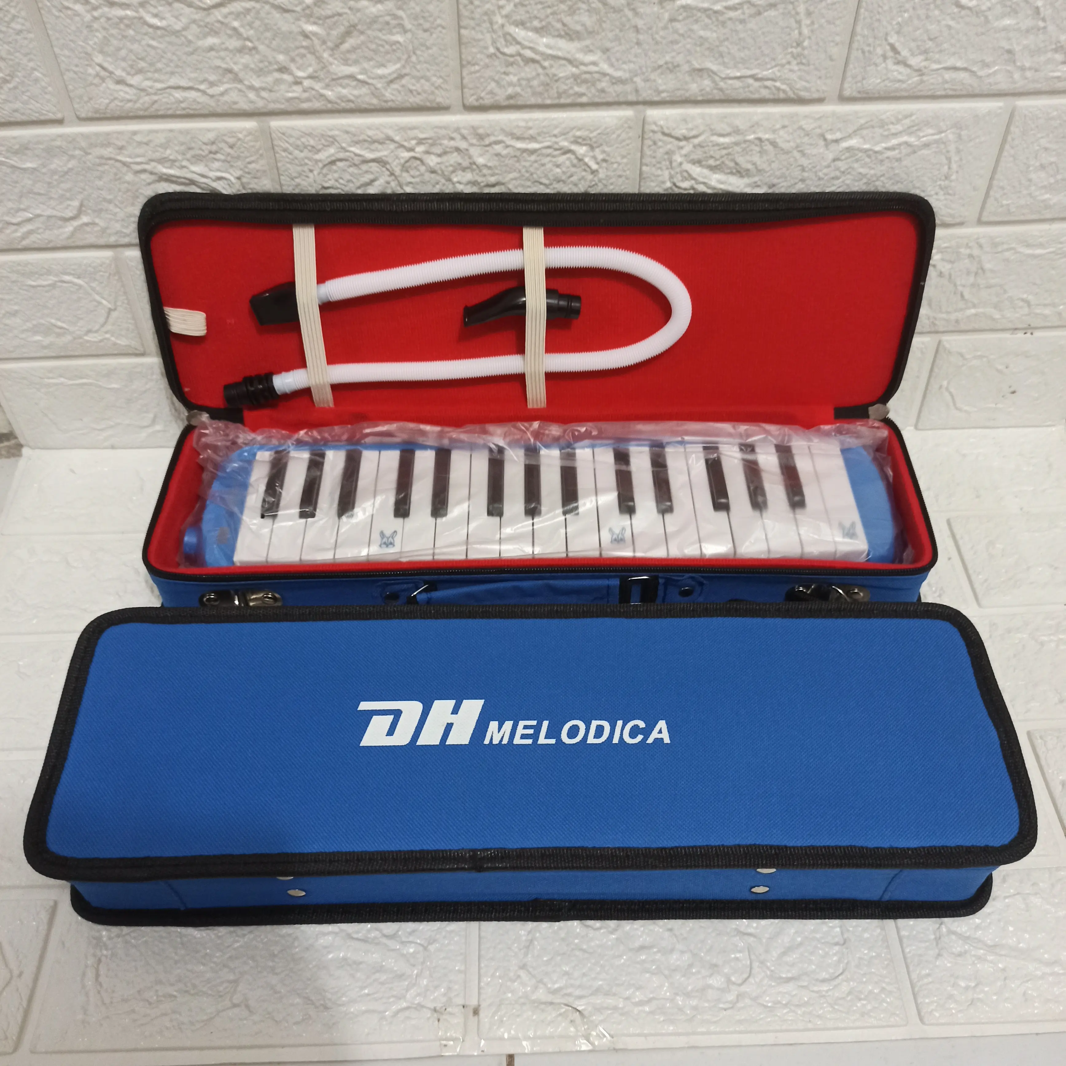 PIANIKA DH MELODICA TAS KOPER