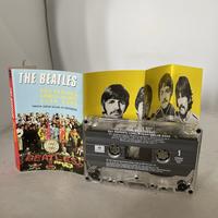 Gambar Kaset Pita The Beatles - SGT Peppers Lonely Club Band dari Canyoudigit Kota Administrasi Jakarta Selatan 2 Tokopedia