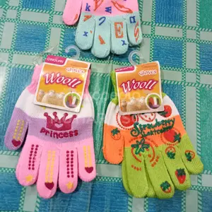 Sarung Tangan Anak Anak Motif Karakter Lucu Bagus Ukuran Anak 5.6.7.8. Cewek