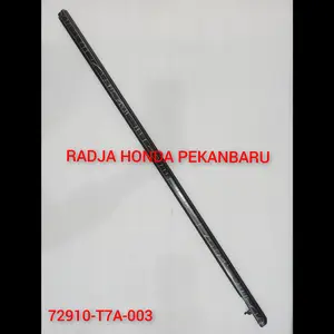 PELIPIT KACA LUAR WEATHER STRIP LIST LIS KACA LUAR BELAKANG KANAN HRV