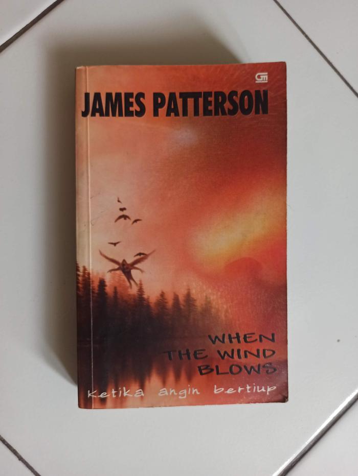 Gambar Buku When The Wind Blows (Ketika Angin Bertiup) dari Toko Buku Bekas Aksiku Kota Administrasi Jakarta Timur Tokopedia