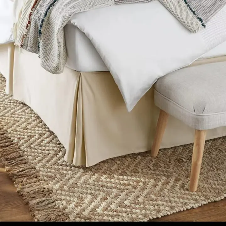 Bed Skirt Hotel Bahan Katun Custom Ukuran Tinggi 35cm Hop & Mom