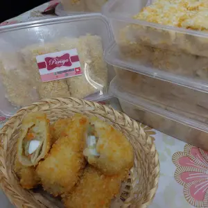 Risol Frozen Sayur / Smoked Beef isi 6 pcs