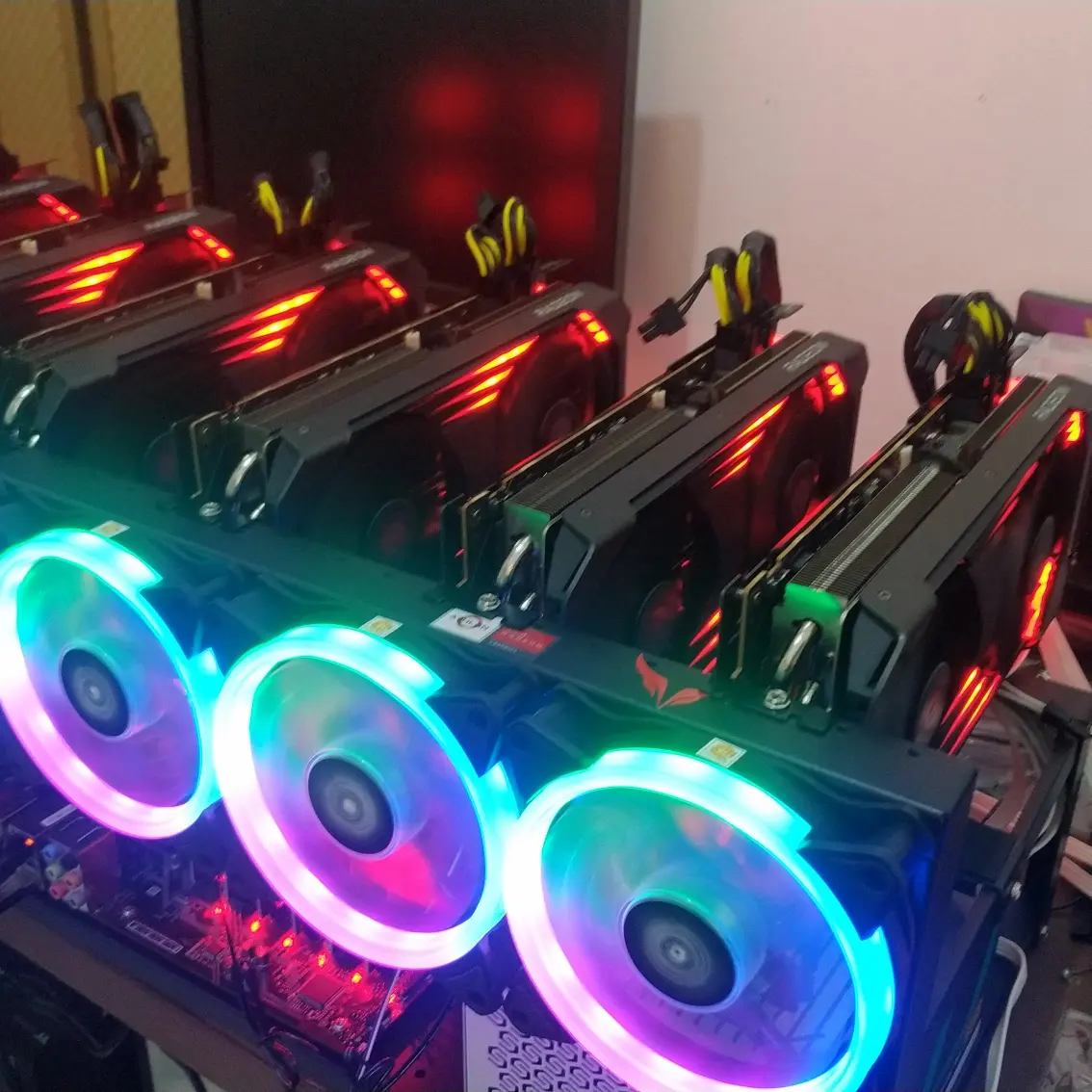 mining rig rx 6600 xt bukan rx 6700xt , rx 6800xt , 180-192 mhs