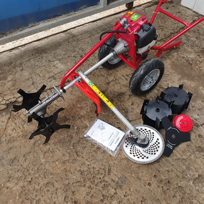 MINI TRACTOR PENGRMBUR,PENYIANG DAN POTONG RUMPUT MERK ROBOTECH 3