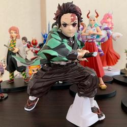 Tanjiro Kamado Statua Maximatic 18cm Con Cartolina Da Collezione A Tema Dragon Ball - Bundle Esclusivo Per Fan (18196)