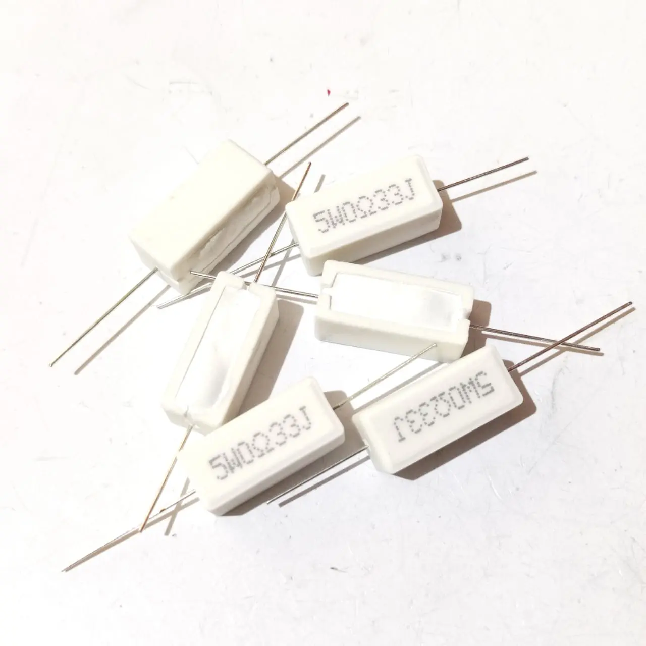RESISTOR KAPUR 5 WATT / R KAPUR 5W PER BIJI
