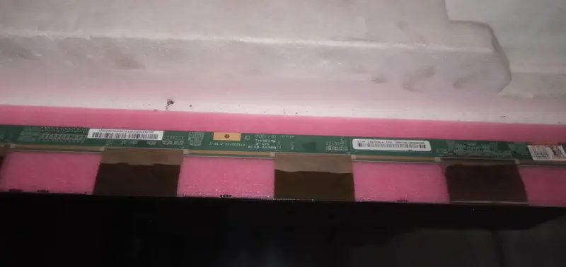 panel led 50 inch - panel 50.0 - panel 50 inch - layar UHD 1