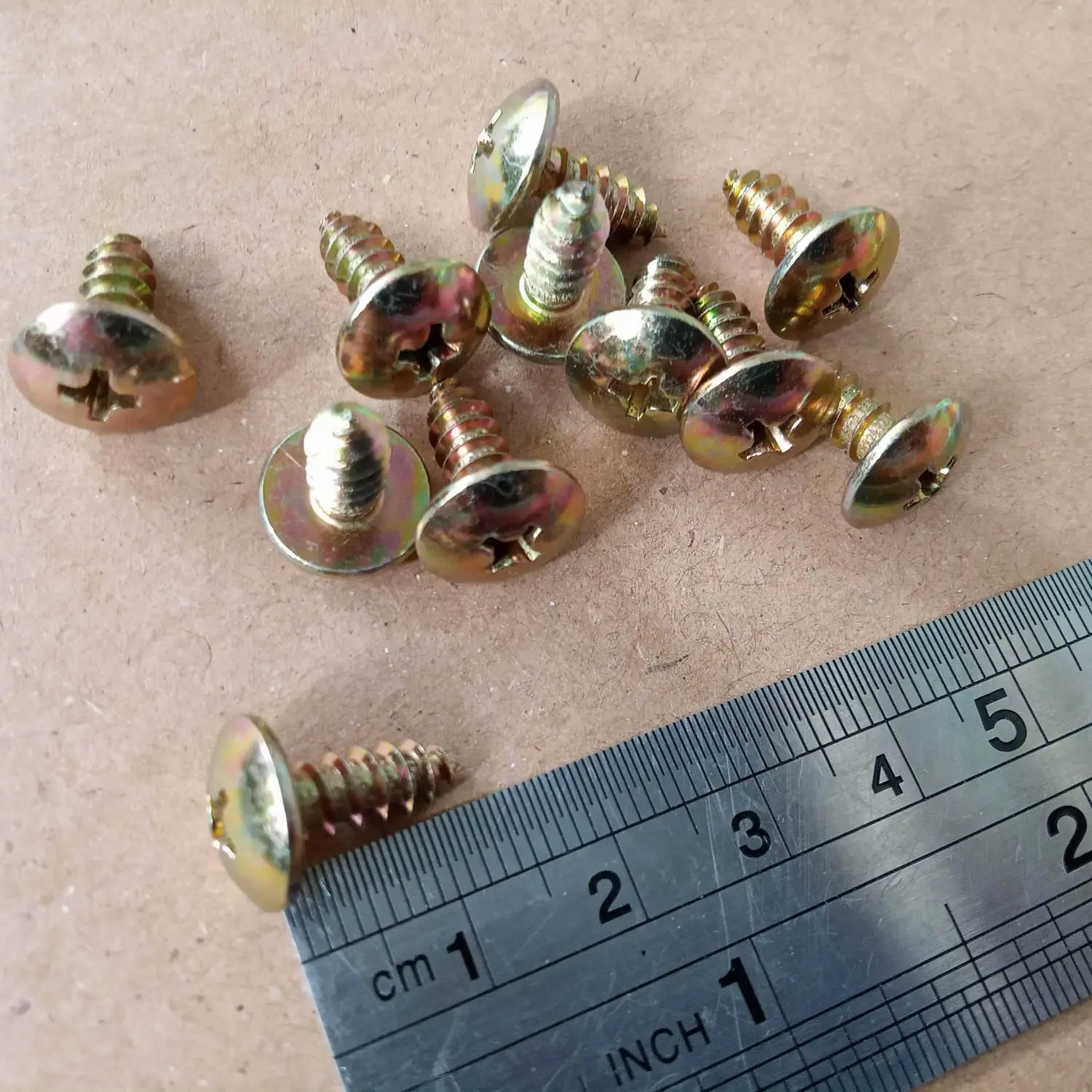 #10X1/2" SEKRUP SKRUP T TS TAB TSAB TSAT KUNING PANJANG 1,3 CM 1,3CM