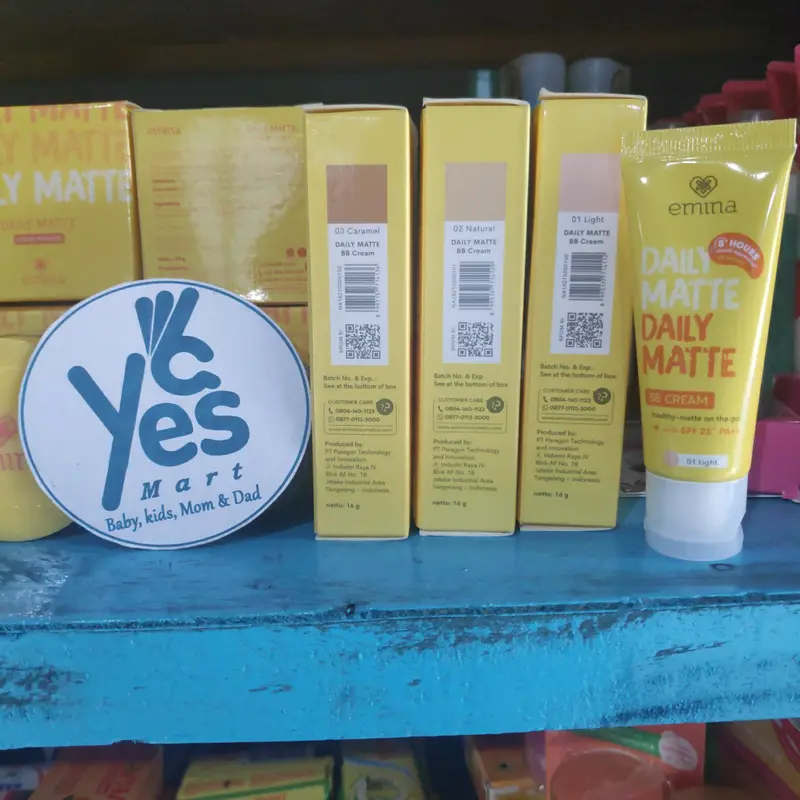 BB Cream Emina Daily Matte SPF 25 Foundation Pelembab Primer 3in1 Muka 2