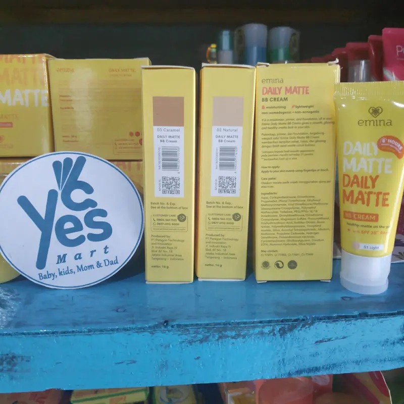 BB Cream Emina Daily Matte SPF 25 Foundation Pelembab Primer 3in1 Muka 4