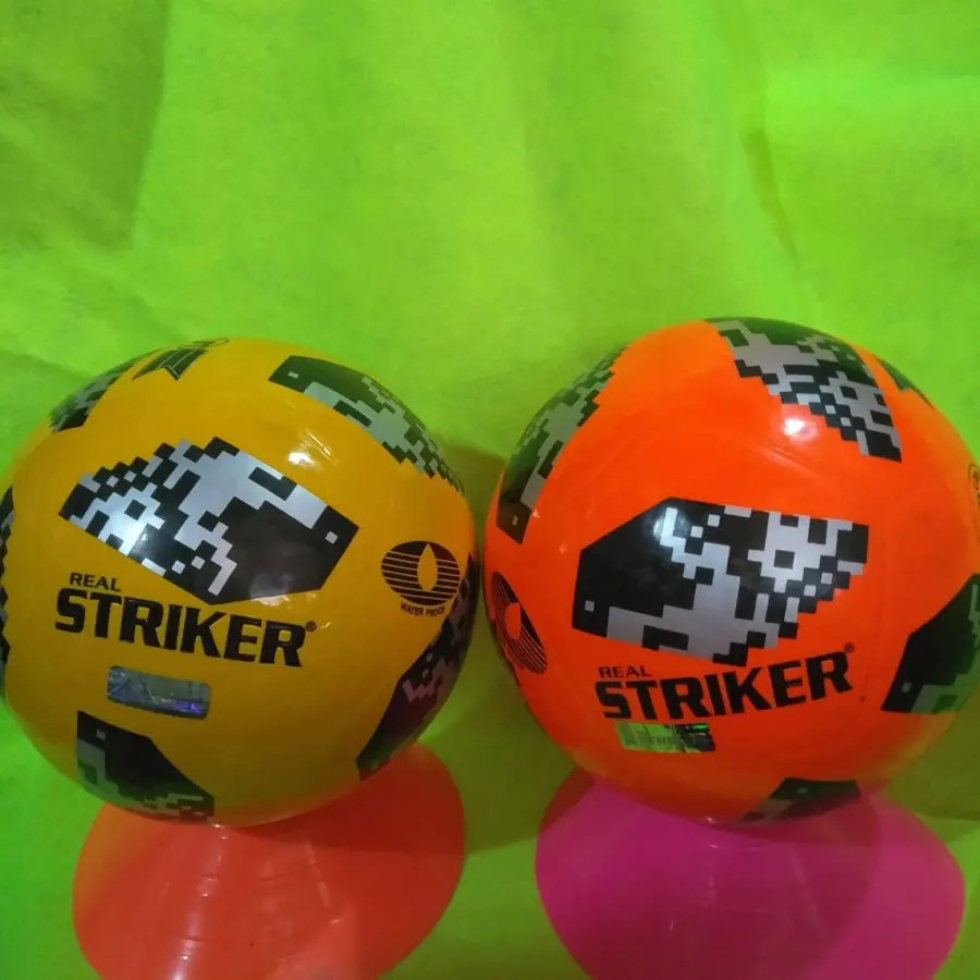 Bola Futsal STIKER