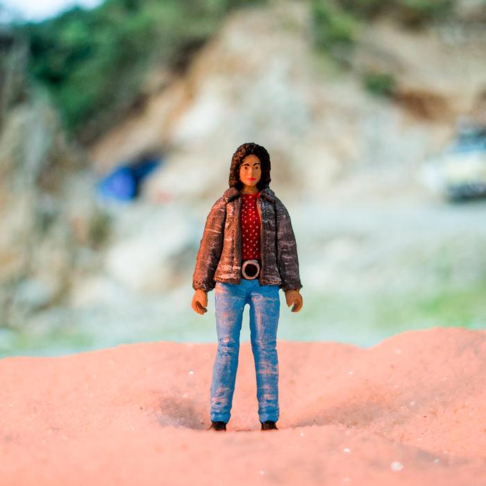 Gambar Action Figure/Mainan Film “Seperti Dendam…” - Iteung dari Berita Angkasa Store Jakarta Timur Tokopedia