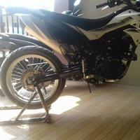 Gambar paddock motor niversal CB 150 R VIXION MEGAPRO TIGER SATTIA BYSHON dari Gudang Assesoris02 Kab. Tegal 3 Tokopedia
