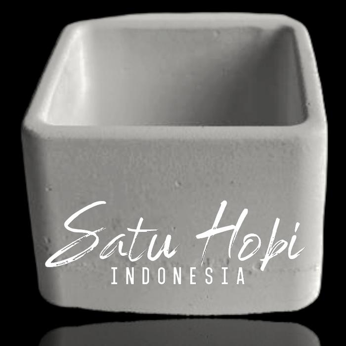 Gambar Mini Pot Semen SQUARE/Pot Sukulen/ Pot Semen / Pot dekorasi/Home Decor dari Satoe hobi Kab. Tangerang Tokopedia