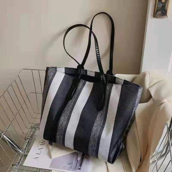 Gambar Totebag Kain Canvas Tas Bahu Jumbo Import dari TFJ store Kota Tangerang Tokopedia