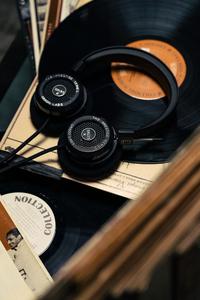 Gambar Grado SR125X Prestige Series On Ear Open Back Headphone dari Smart Shop 168 Kota Administrasi Jakarta Barat 3 Tokopedia