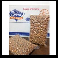 Gambar Kacang Almond Mentah Kupas Utuh / Raw Almond Whole Blue Diamond 100 gr dari Aneka kacang DPK 12 Kota Depok 2 Tokopedia