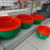 Gambar Baskom Plastik Warna dan Gerigi Orange Hijau 22cm 30cm 32cm dari Dapur Karya Mdn Kota Medan 2 Tokopedia