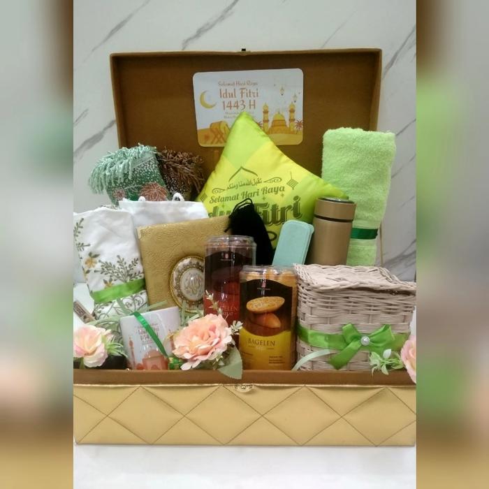Gambar hampers lebaran premium/parsel lebaran idul fitri eksklusif premium dari Vaganza Kids Kota Administrasi Jakarta Selatan Tokopedia