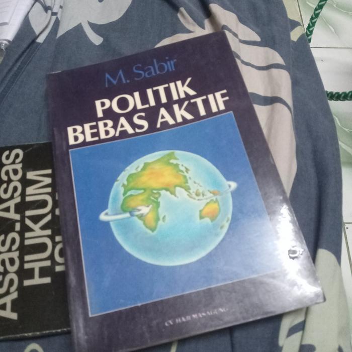 Gambar POLITIK BEBAS AKTIF M.Sabir dari Mama Tio shop Kota Administrasi Jakarta Utara Tokopedia