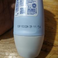 Gambar rexona women deodorant roll on glowing white 40ml dari Delicate Id1 Kab. Sidoarjo 2 Tokopedia
