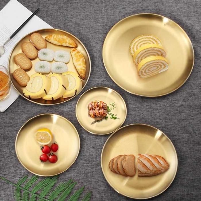 Gambar Piring Makan Dekorasi Stainless Steel European Gold Piring Saji Kue dari Omenta Shop Kota Administrasi Jakarta Barat Tokopedia