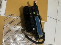 Gambar FUSE BOX SEKRING INOVA 2007-2015 BENSIN dari Gemspart_NEW Kota Bekasi 1 Tokopedia