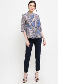 Gambar Arjuna Weda Blouse Batik Daun Dewa - Biru dari Batik ArjunaWeda Kota Administrasi Jakarta Timur 3 Tokopedia