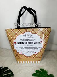 Gambar Tas Souvenir Mengenang 1 Tahun Wafat SM Trapesium Muat Box Nasi 20x20 dari fafasouvenirkudus Kab. Kudus 3 Tokopedia