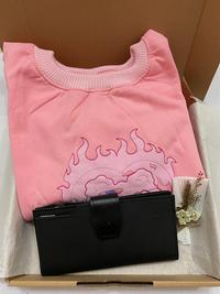 Gambar Hampers tipe Sweet-love kado ulang tahun wisuda anniversary gift set dari Perdana Jaya Makmur.1 Kota Medan 3 Tokopedia