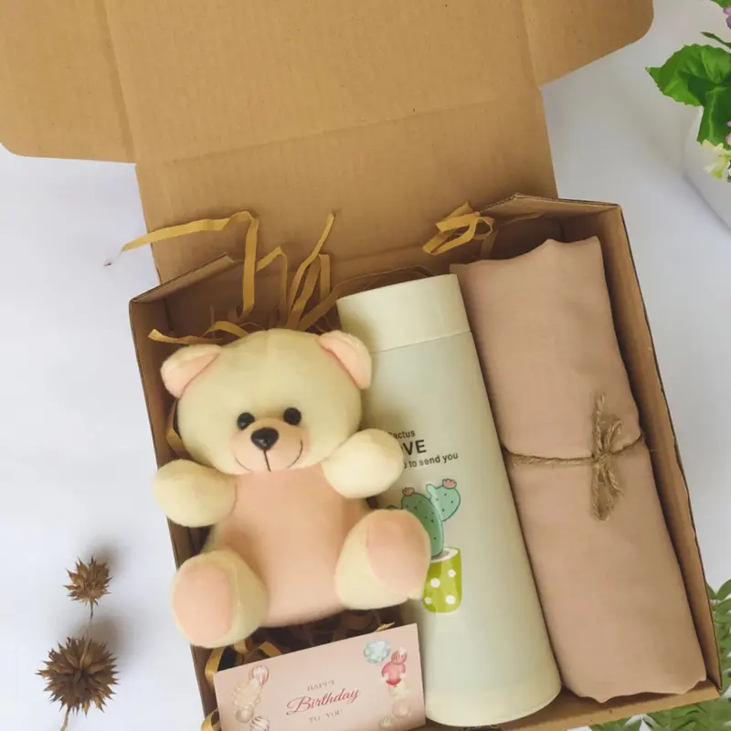Hampers kado ulang tahun cewek anniversary / hadiah / souvenir 0